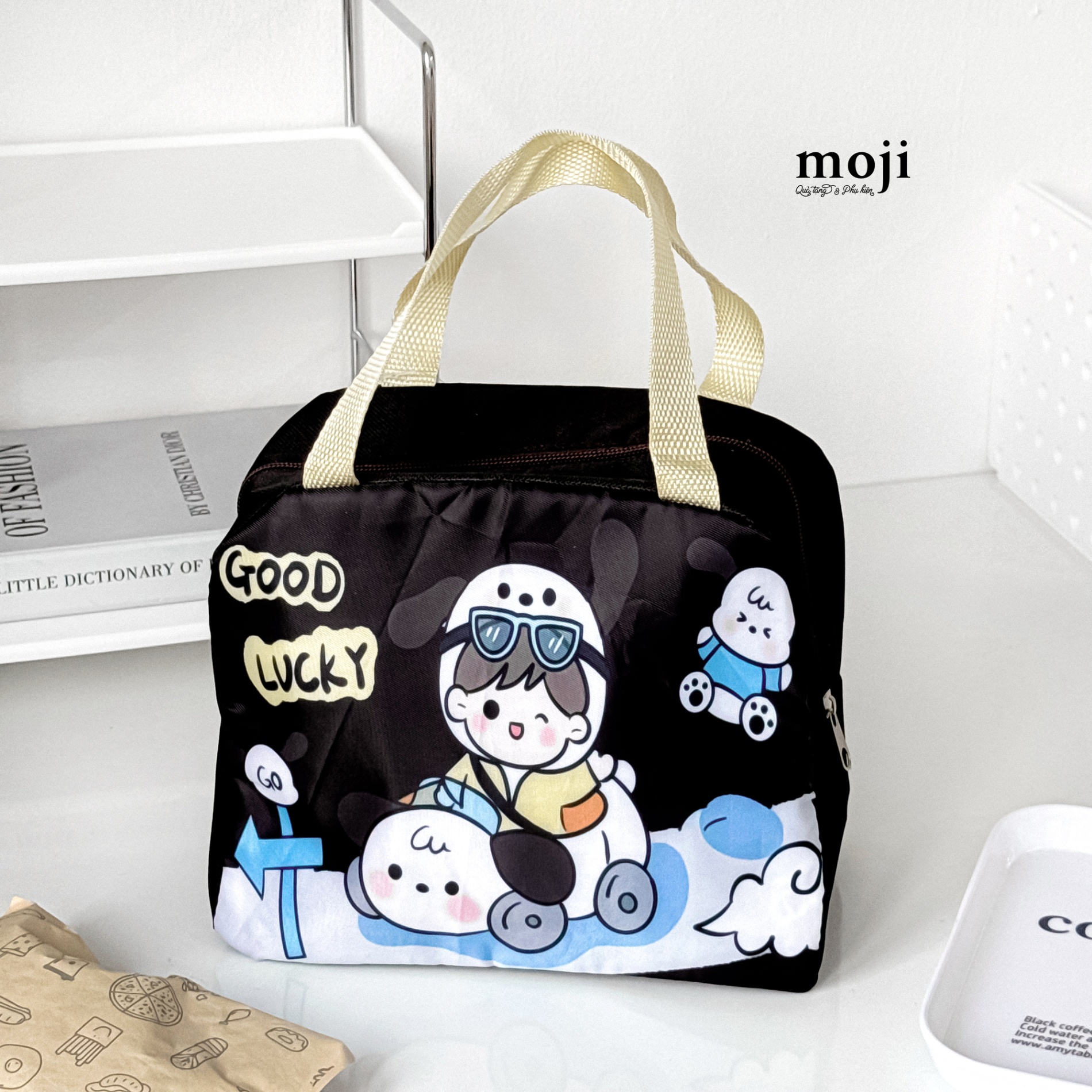 Túi đựng cơm giữ nhiệt Little boy cưỡi xe cún good lucky
