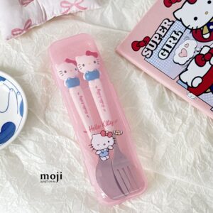 Bộ thìa muỗng nĩa Sanrio Hello Kitty yếm xanh